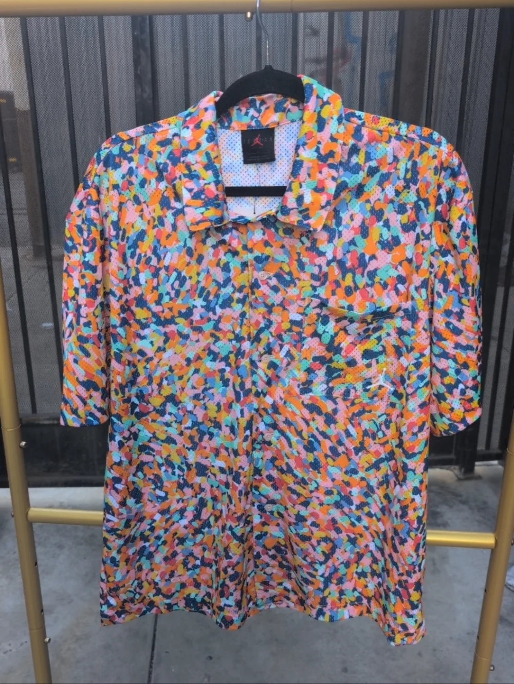 Jordan Men's Essential Poolside Top multi-color  Button Down Shirt Size Large